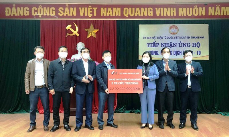 Tập đoàn VAS Nghi Sơn tiếp tục ủng hộ tỉnh Thanh Hóa 3 xe ô tô cứu thương