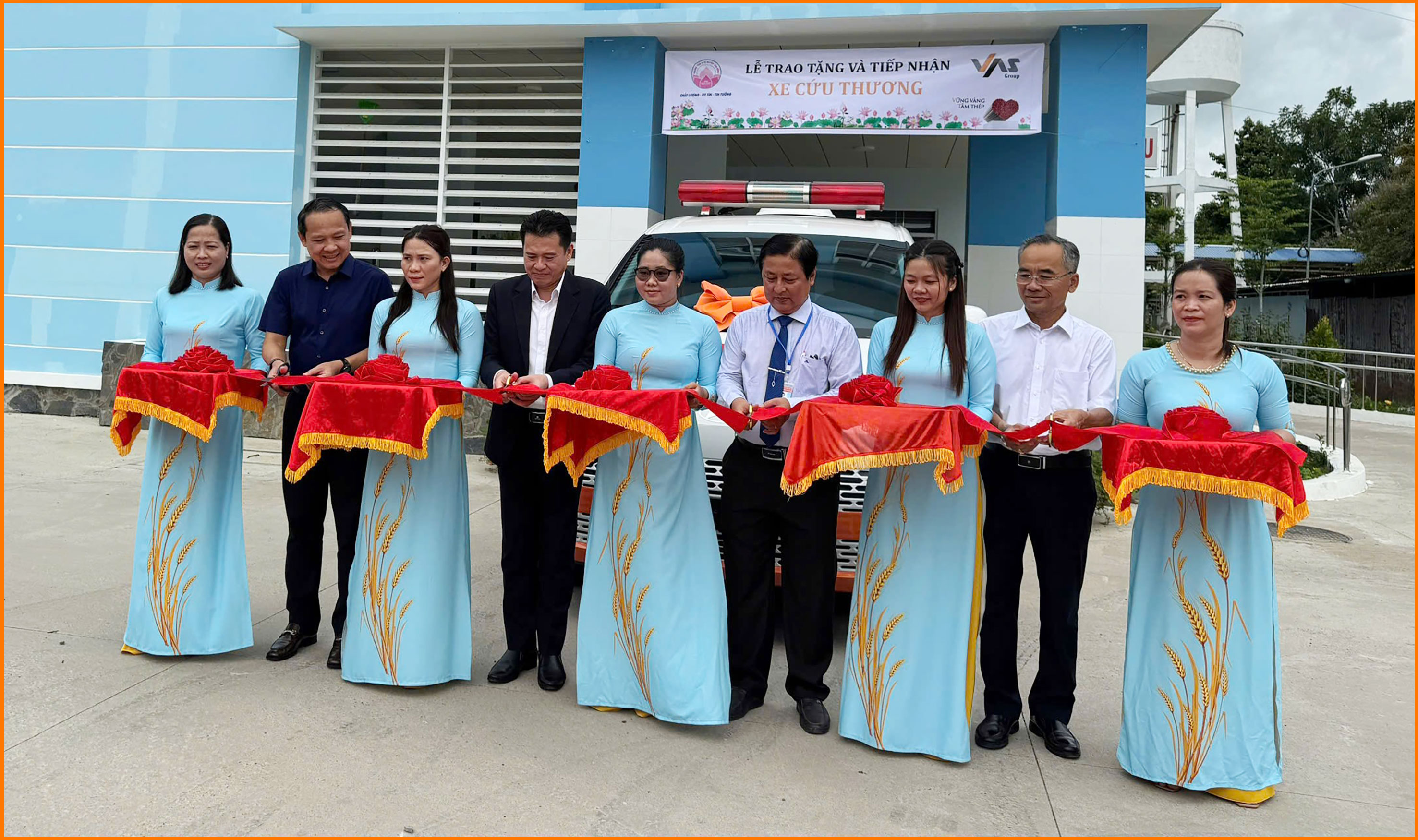 VAS TRAO TẶNG XE CỨU THƯƠNG – BƯỚC TIẾP NỐI HÀNH TRÌNH “NỐI DÀI SỰ SỐNG” SẺ CHIA YÊU THƯƠNG, KIẾN TẠO CỘNG ĐỒNG HẠNH PHÚC 